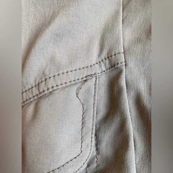 Athleta Dipper Pant 2 Petite Beige - Picture 15 of 16